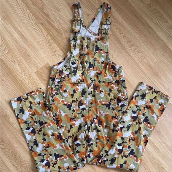 Dickie’s Camouflage Women's Overalls Artondale Duck Bib Camo Size XS - Picture 1 of 8
